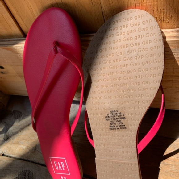 Free with purchase,Bright Pink Sandals-REAL LEATHER - Picture 2 of 2